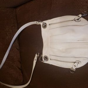 B. Makowsky cross body purse